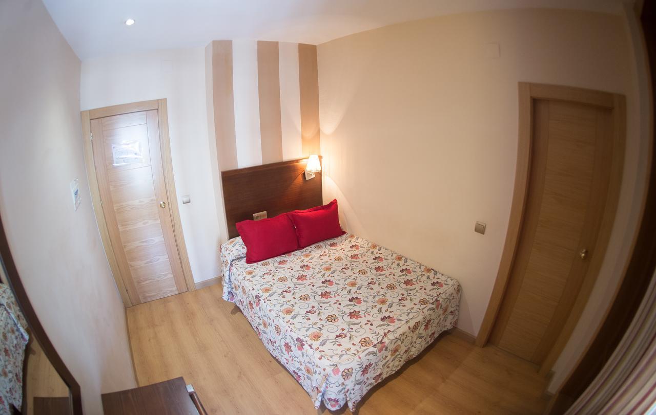 Hotel Fernando IV Martos Eksteriør bilde