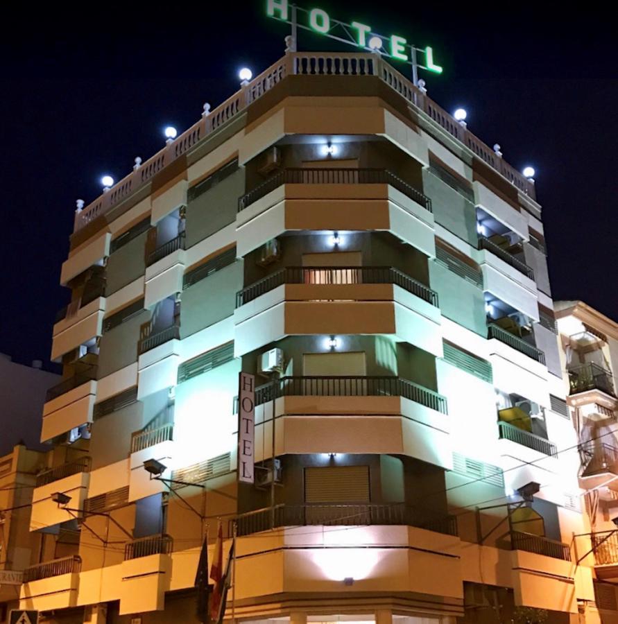 Hotel Fernando IV Martos Eksteriør bilde